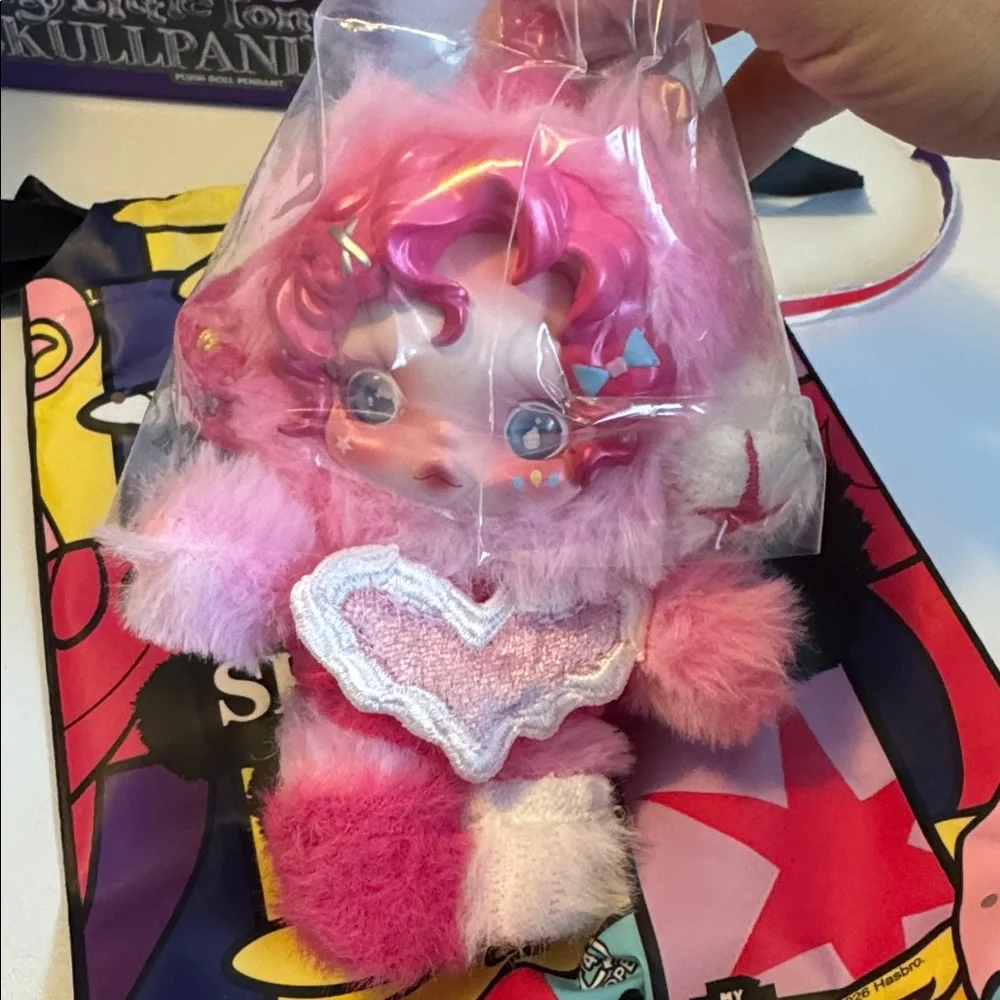 My little pony x skullpanda Popmart plush pendant fim pinkie pie - Picture 4 of 6